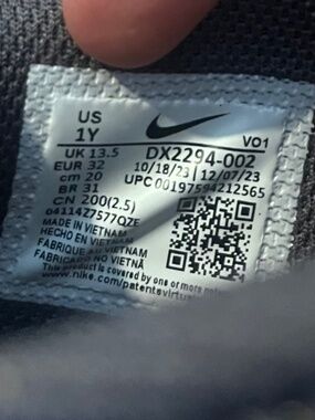 Nike Ja size 1y